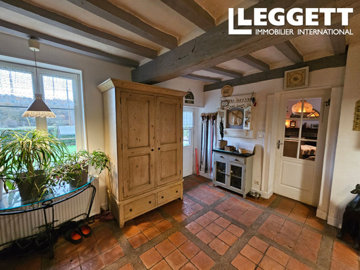 ahr0chm6ly9jzg4uagvzdglhlmltbw8vaw1hz2uvvevom