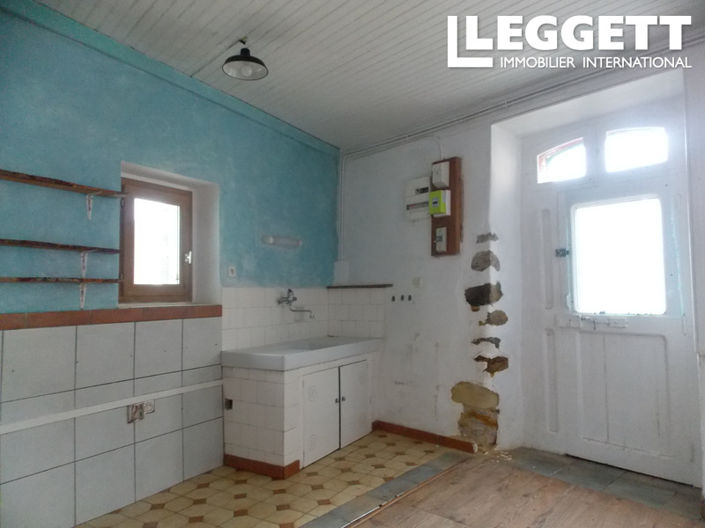 Image No.2-4 Bed House for sale