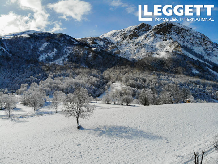 Image No.3-4 Bed House for sale