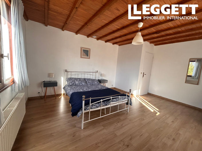 Image No.4-3 Bed House for sale