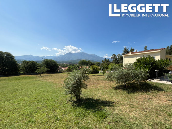 Image No.10-6 Bed House for sale