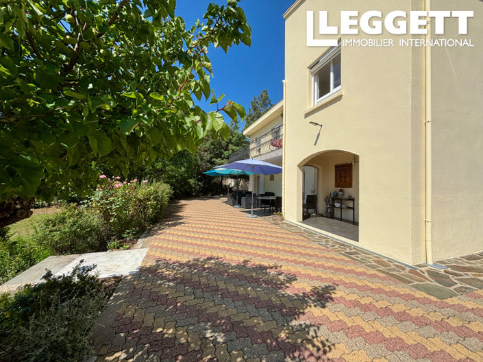 Image No.9-6 Bed House for sale