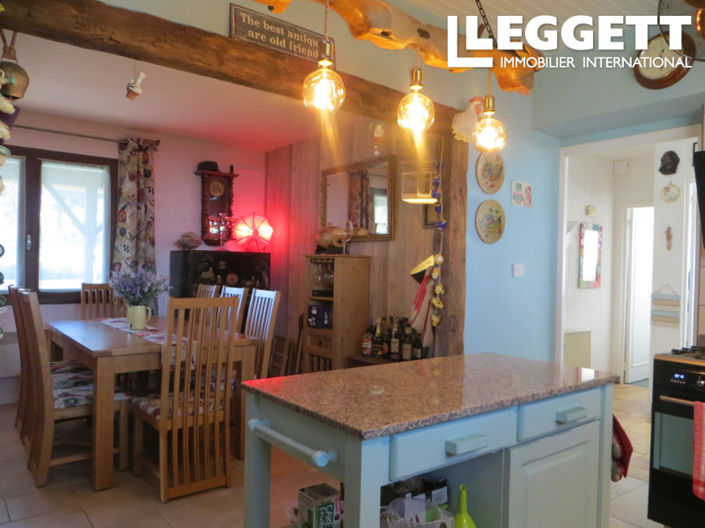 Image No.9-2 Bed House for sale