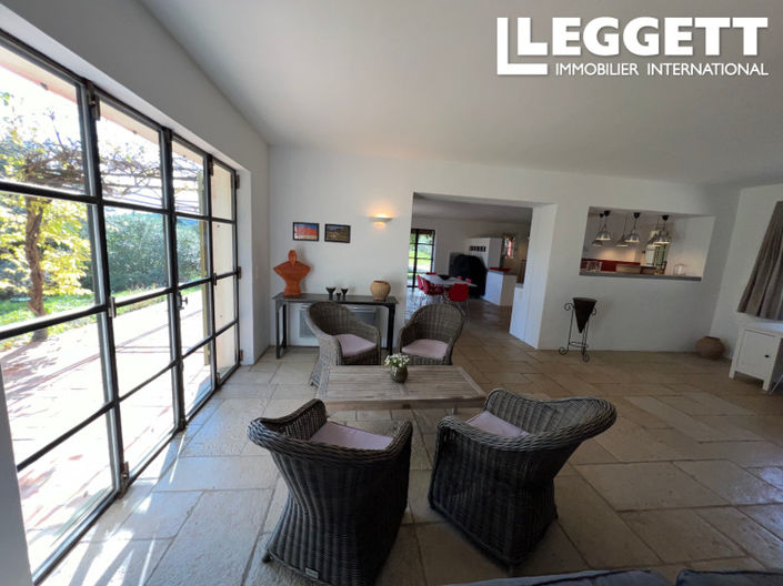 Image No.4-Maison de 5 chambres à vendre à Cotignac