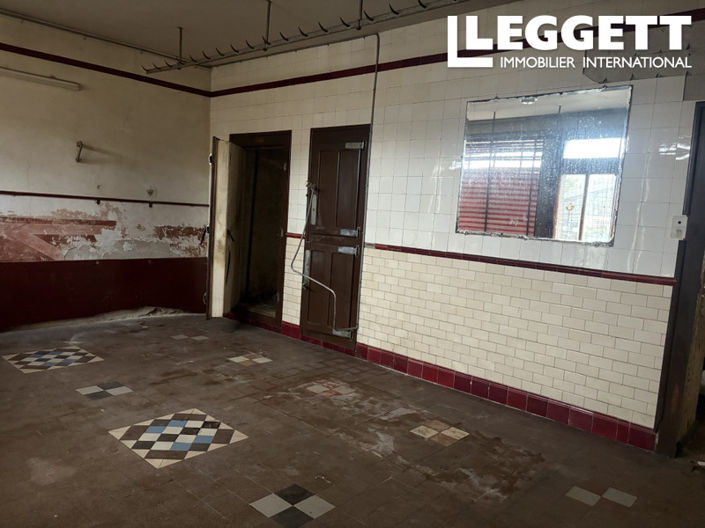 Image No.5-Commercial de 6 chambres à vendre à Augignac