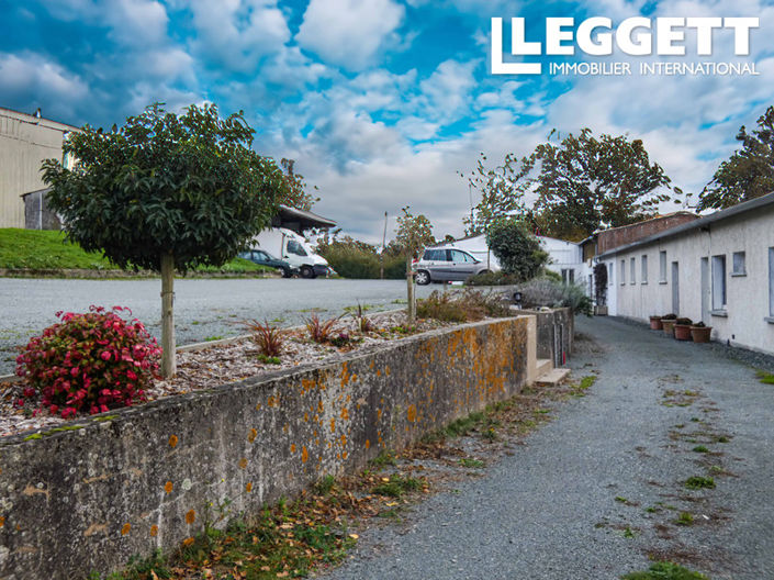 Image No.5-5 Bed House for sale