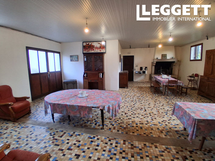 Image No.9-5 Bed House for sale