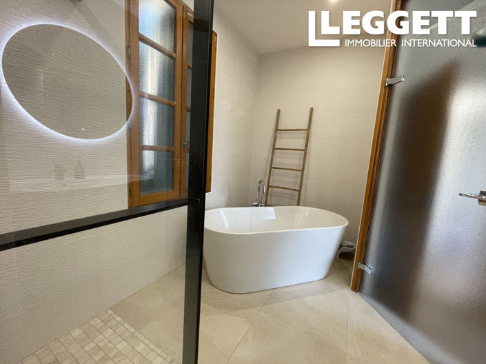 Image No.10-4 Bed House for sale