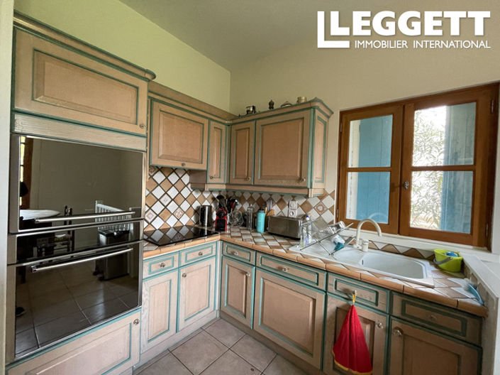 Image No.8-4 Bed House for sale