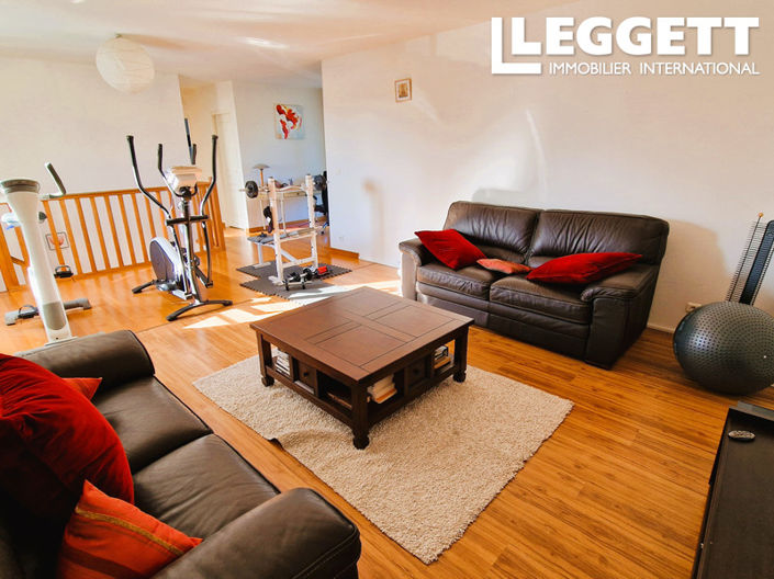 Image No.4-4 Bed House for sale