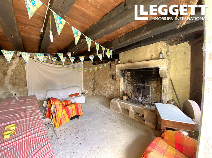 Image No.4-2 Bed House for sale