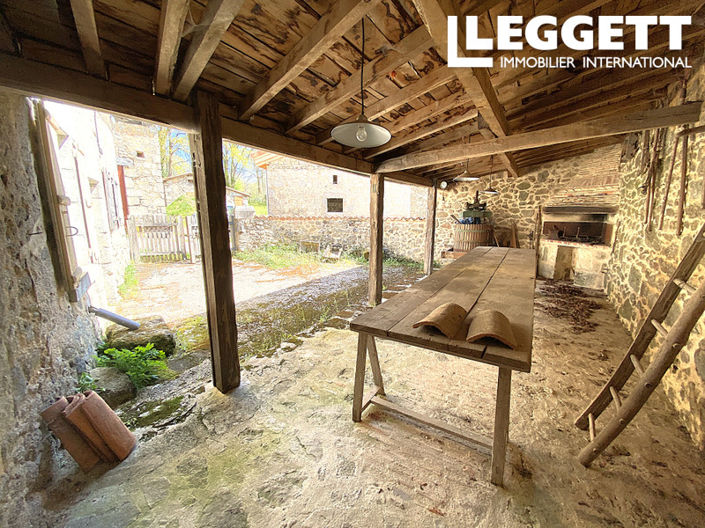 Image No.6-2 Bed House for sale