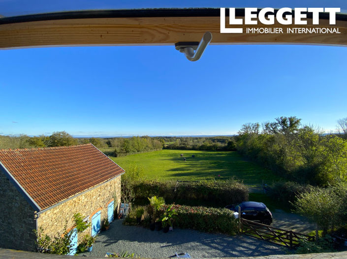 Image No.2-Maison de 3 chambres à vendre à Domeyrot