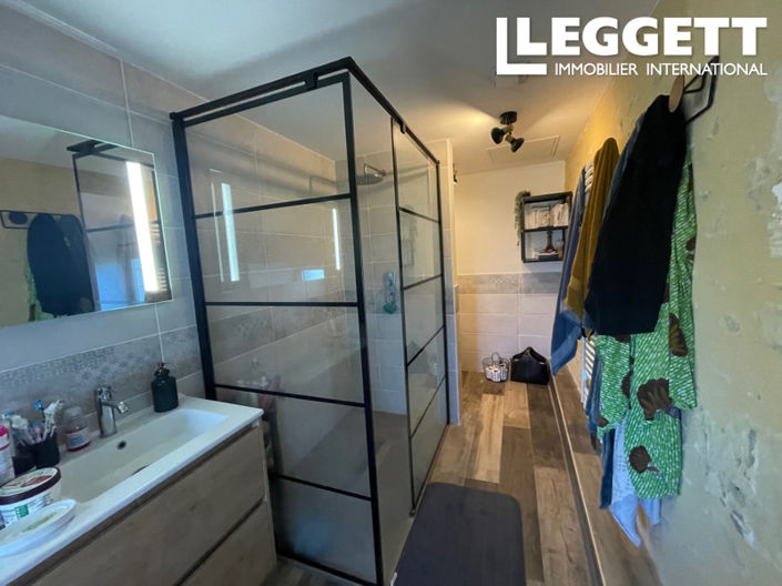 Image No.8-Maison de 6 chambres à vendre à Boëcé