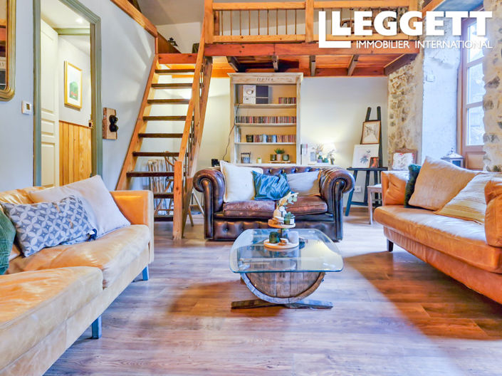 Image No.8-9 Bed House for sale