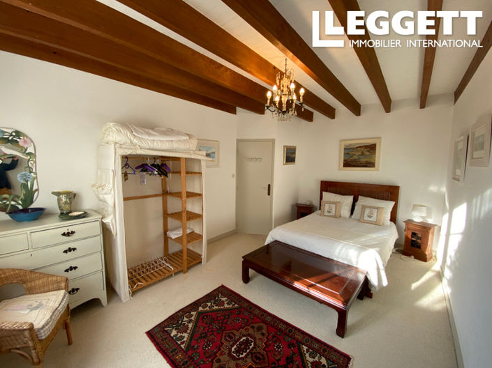 Image No.10-4 Bed House for sale