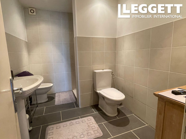 Image No.7-4 Bed House for sale