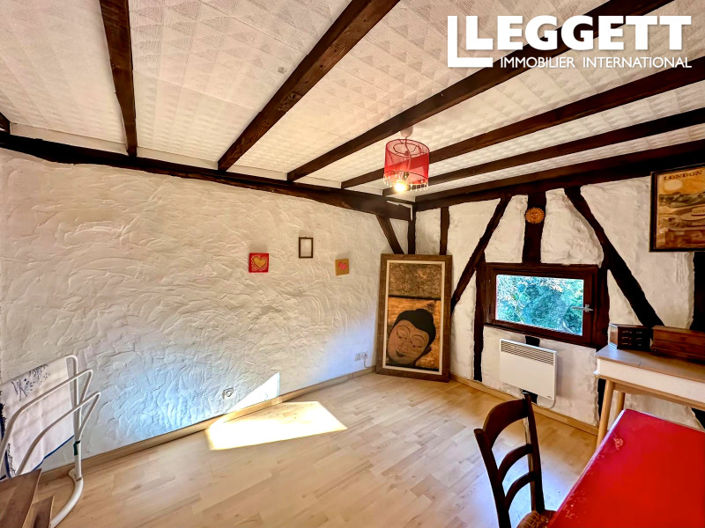 Image No.10-4 Bed House for sale