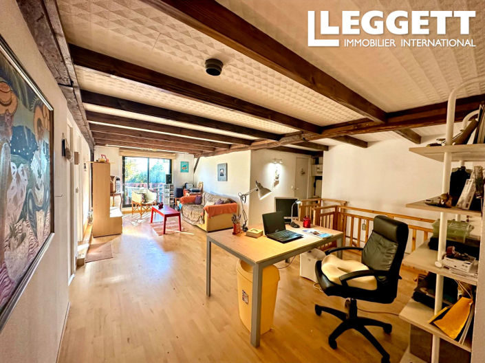 Image No.8-4 Bed House for sale