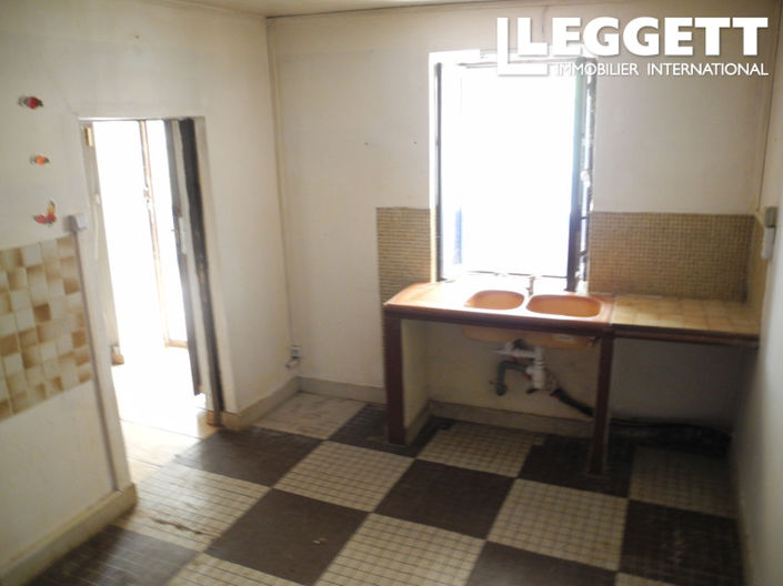 Image No.3-2 Bed House for sale