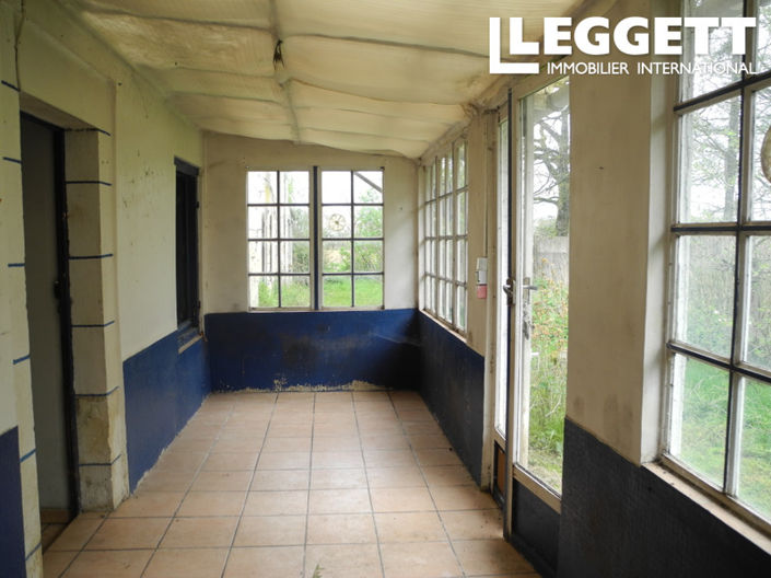 Image No.4-2 Bed House for sale