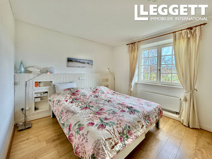 Image No.3-5 Bed House for sale