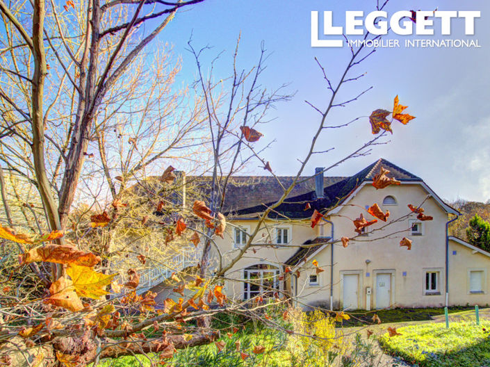 Image No.5-12 Bed House for sale