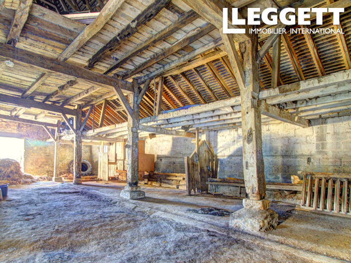 Image No.9-12 Bed House for sale