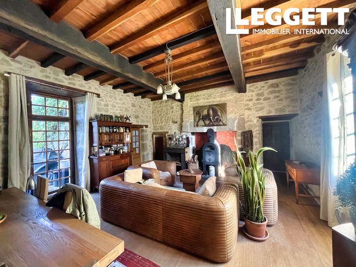 Image No.5-Châteaux de 7 chambres à vendre à Busserolles