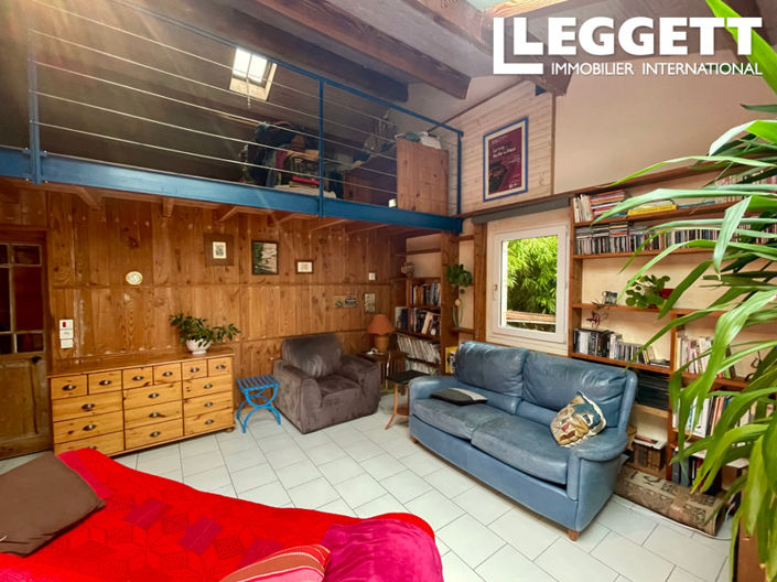 Image No.5-2 Bed House for sale