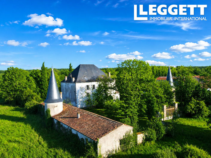 Image No.2-7 Bed Chateaux for sale