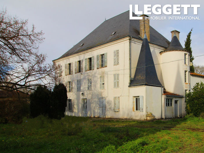 Image No.3-Châteaux de 7 chambres à vendre à Les Gours