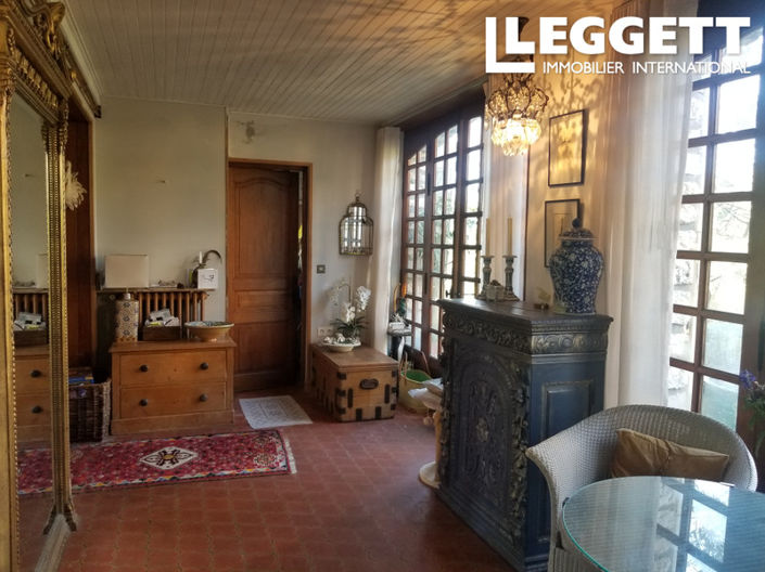 Image No.10-1 Bed House for sale