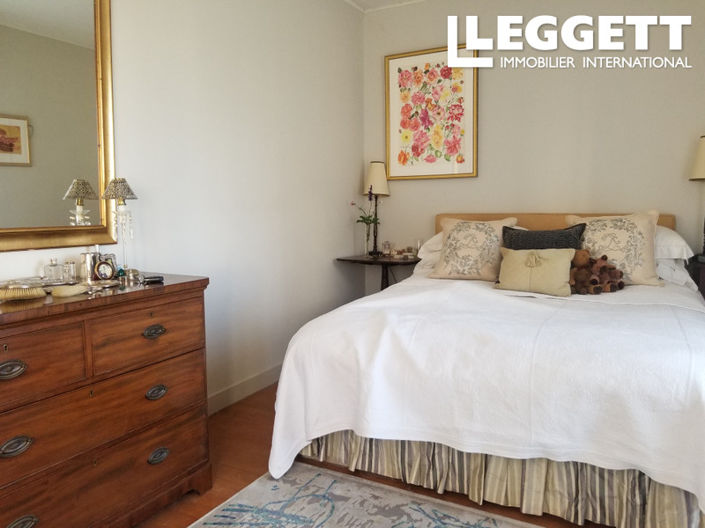 Image No.7-1 Bed House for sale