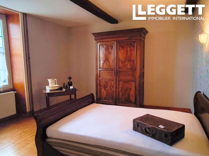 Image No.6-Maison de 5 chambres à vendre à Barbezieux-Saint-Hilaire