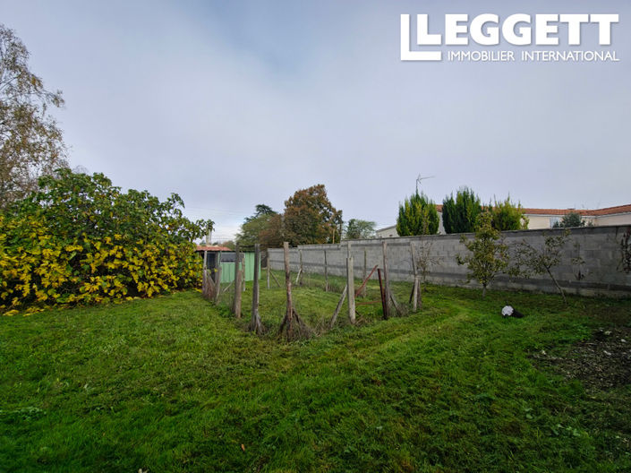 Image No.10-6 Bed House for sale