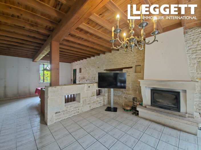 Image No.4-6 Bed House for sale