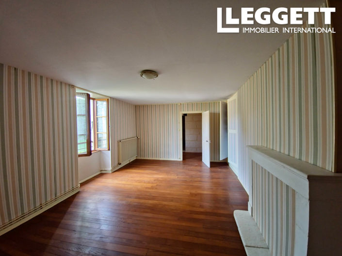 Image No.7-6 Bed House for sale