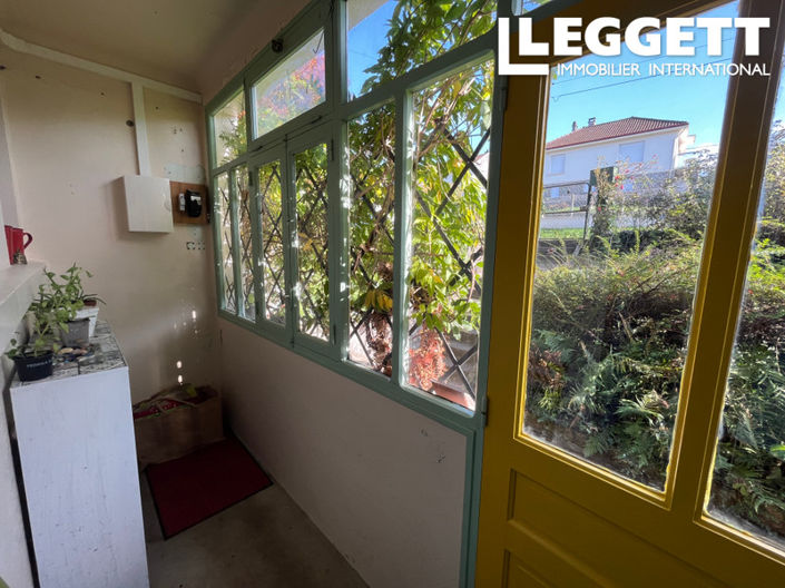 Image No.8-3 Bed House for sale