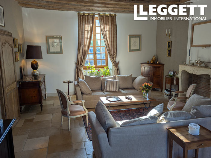 Image No.3-6 Bed House for sale