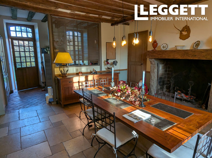 Image No.5-6 Bed House for sale