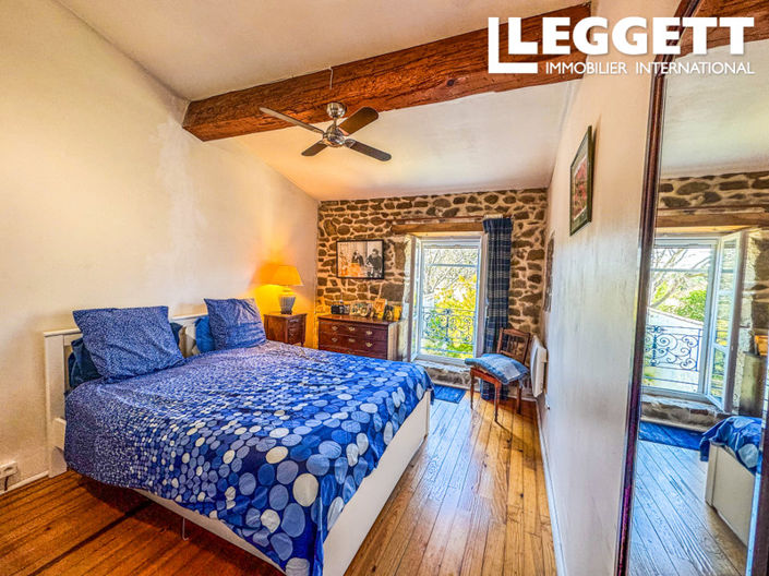 Image No.9-3 Bed House for sale