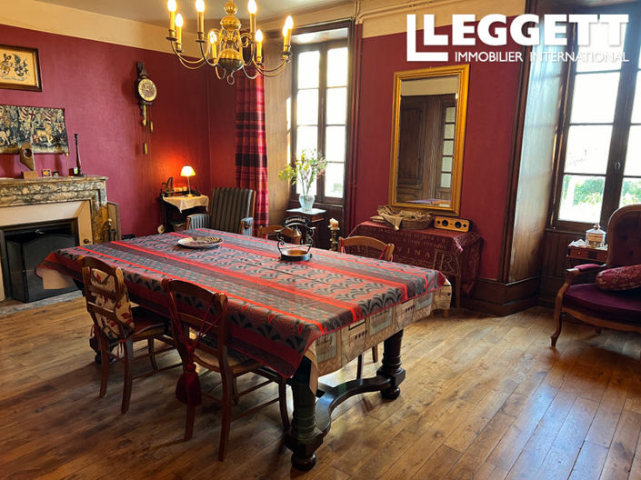 Image No.5-5 Bed House for sale