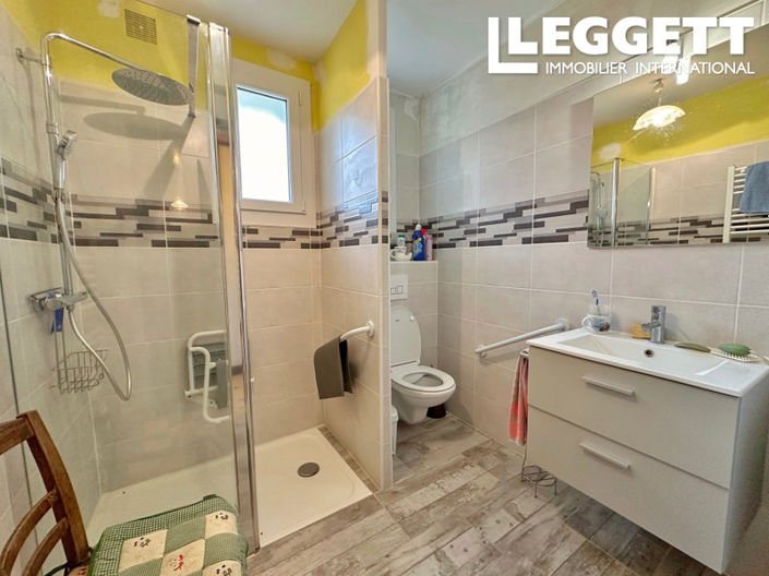 Image No.6-2 Bed House for sale