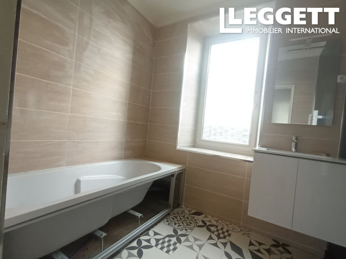 Image No.5-Maison de 4 chambres à vendre à Belle-Isle-en-Terre