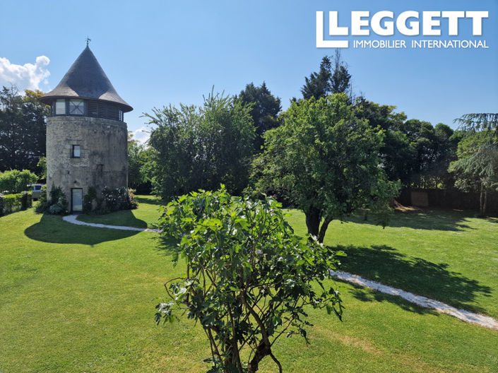 Image No.4-8 Bed House for sale