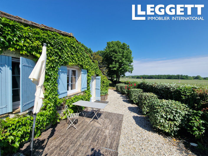 Image No.5-8 Bed House for sale