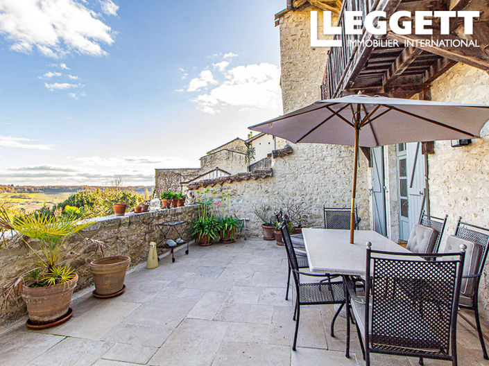 Image No.8-4 Bed House for sale