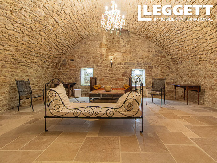 Image No.9-4 Bed House for sale