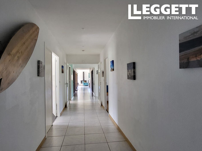 Image No.8-Maison de 6 chambres à vendre à Saint-André-de-Cubzac